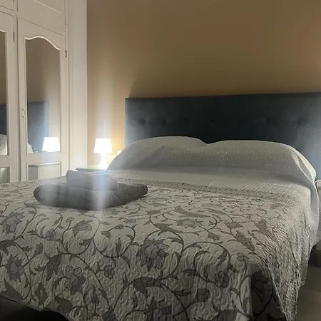 Apartment Arona 2-bed - Sleeps 5 - Outdoor Pool Arona (Tenerife)