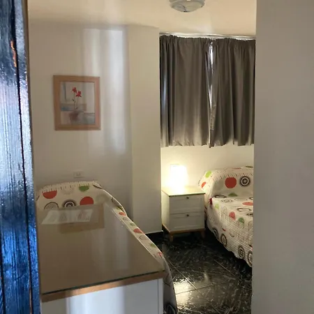 Arona 2-bed - Sleeps 5 - Outdoor Pool Apartment
