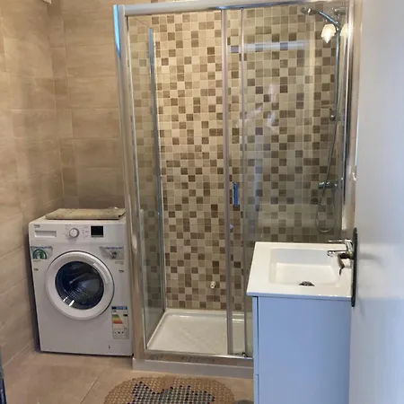 Arona 2-bed - Sleeps 5 - Outdoor Pool Apartment